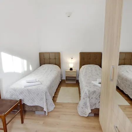 With Parking Space Grupija, Umag - 23568 Apartman *